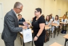 wrecanie dyplomu - od dr hab. Mirosława Gornowicza, prof. UWM - Prorektora UWM