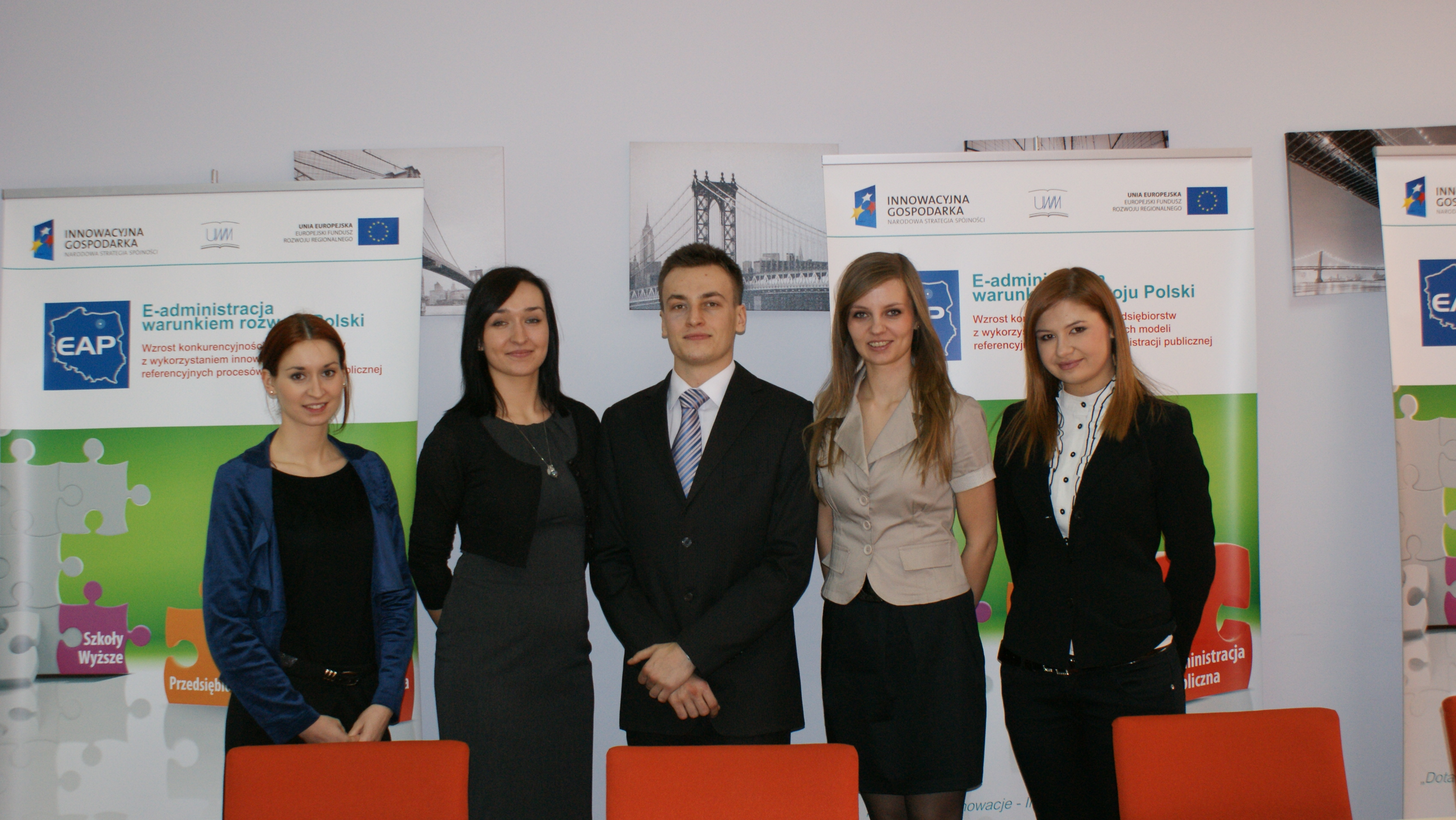 Absolwenci MOC kwiecień 2012
